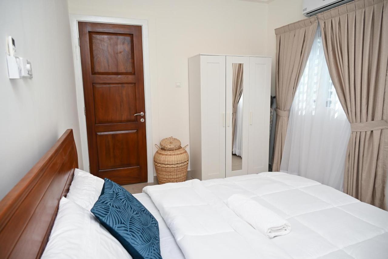 Lokko Serene Accra Bagian luar foto
